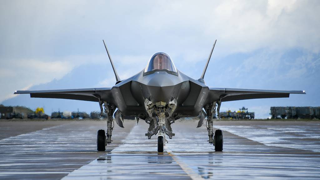 An F-35A taxis during a combat exercise at Hill Air Force Base, Utah.