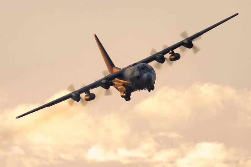 A C-130 Hercules assigned to the 36th Airlift Squadron approaches Yokota Air Base, Japan, Aug. 24, 2017. (Yasuo Osakabe/Air Force)