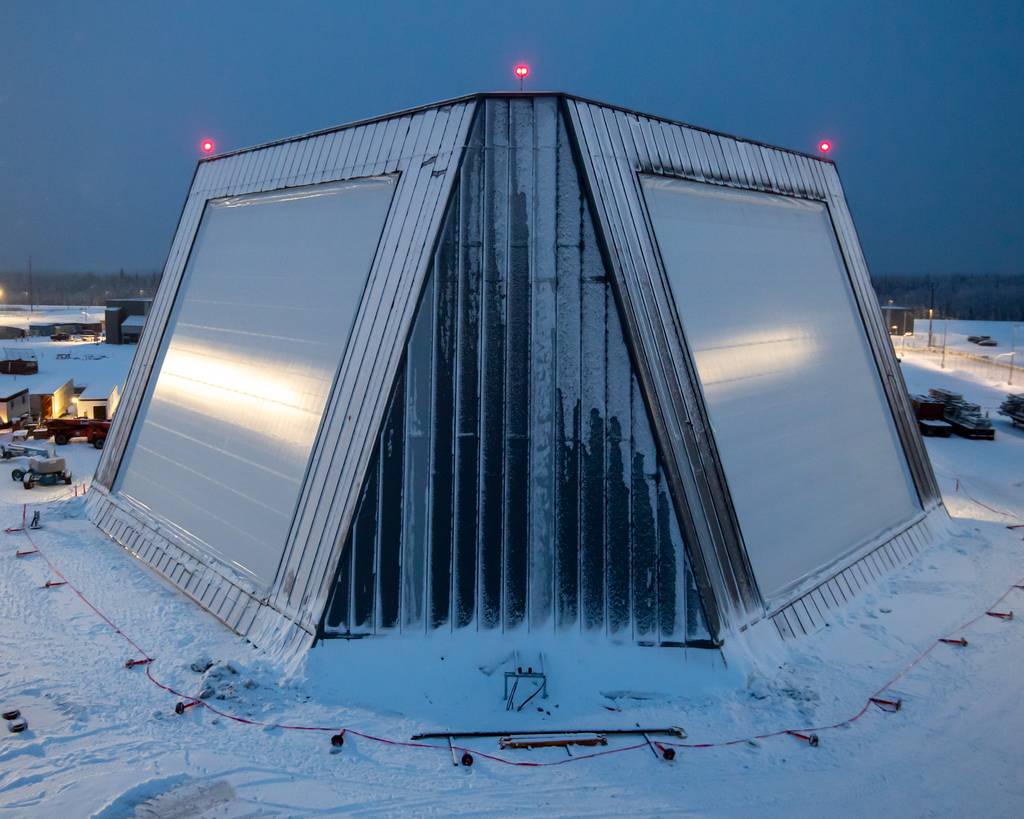 Badan Pertahanan Rudal AS mengumumkan pengiriman awal Radar Diskriminasi Jarak Jauh di Alaska