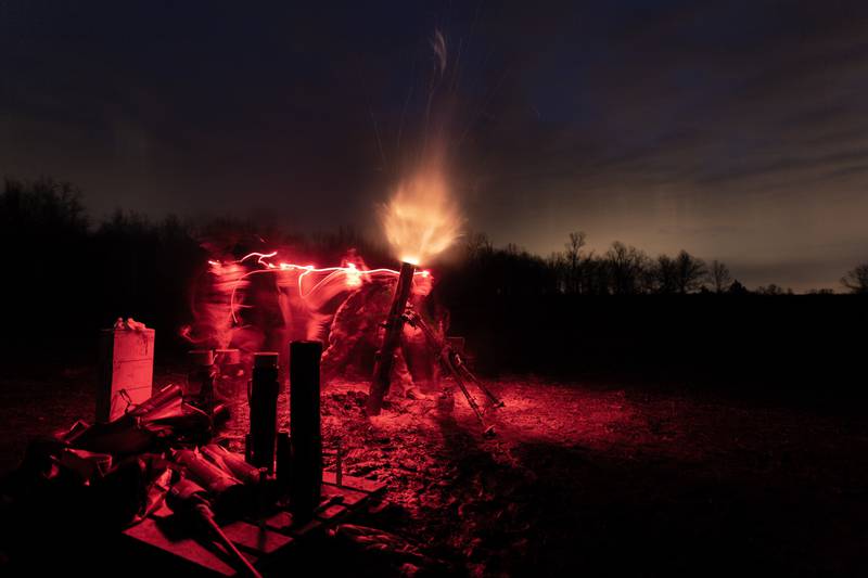 U.S. Army soldiers  fire the M121 mortar system during a live-fire exercise at Fort Campbell, Kentucky, in January 2018.