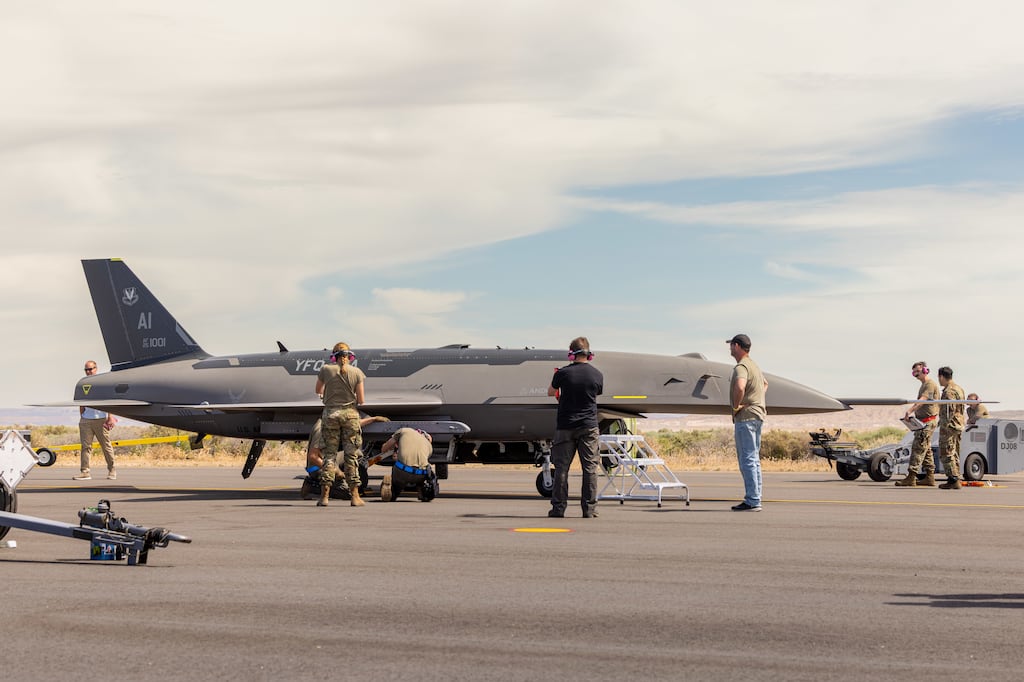 US Air Force seeks sources for Stand-in Attack Weapon compatible with F ...