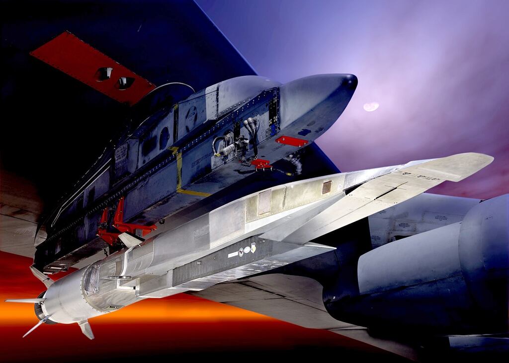 Air Force awards nearly $1 billion contract for a hypersonic cruise missile