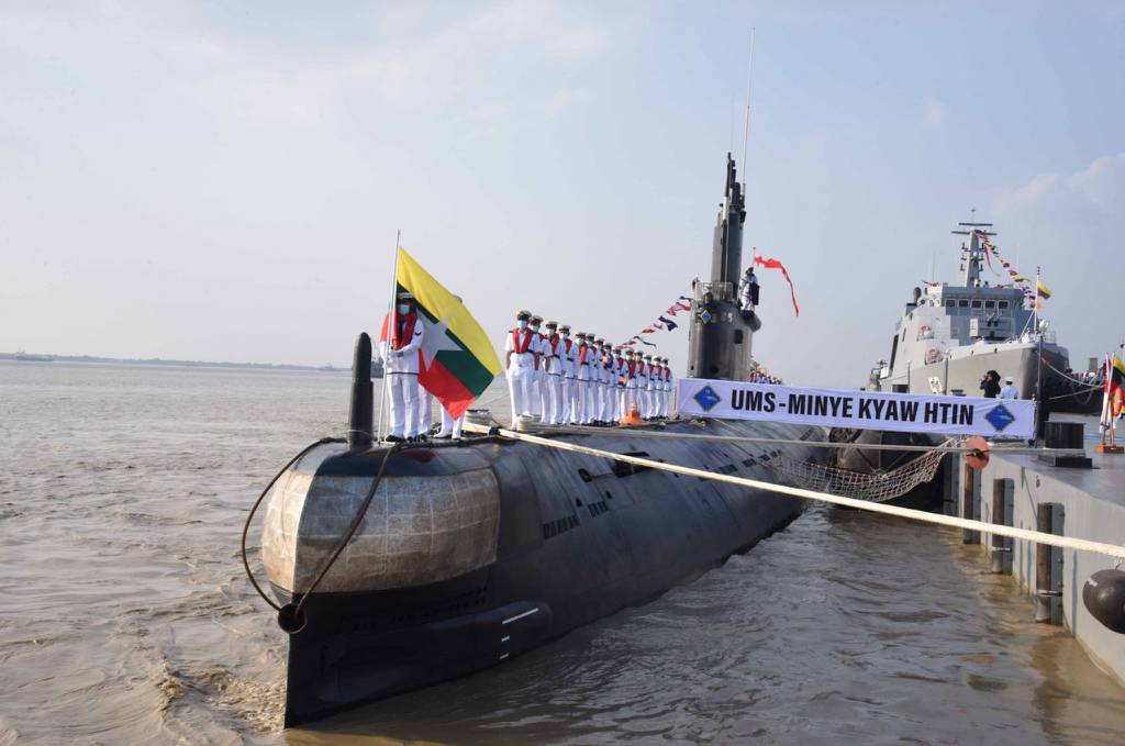 China transfer kapal selam bekas ke Myanmar
